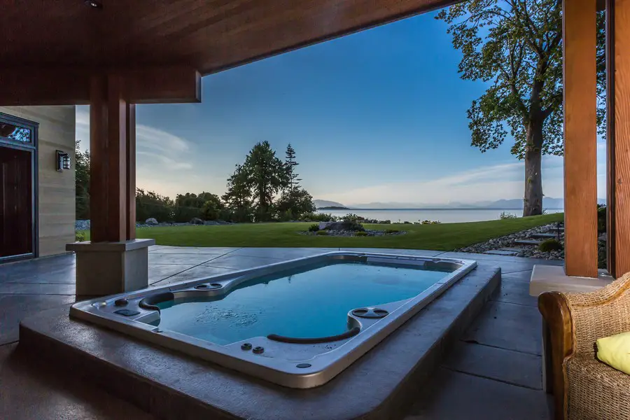 Cadence Residence, Vancouver Island, Bc - E-architect