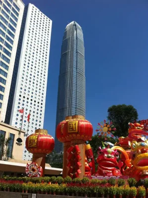 2IFC Hong Kong tower building