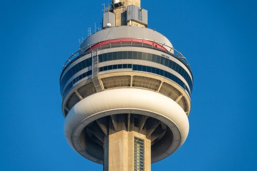 CN Tower Toronto skyscraper pod