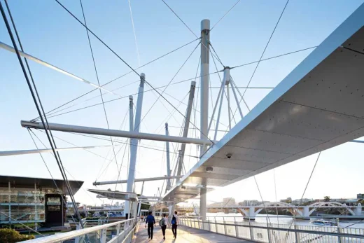 Kurilpa Bridge Brisbane, Australia: tensegrity structure