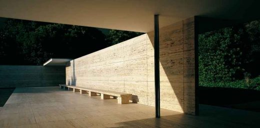 Barcelona Pavilion Building, Mies van der Rohe