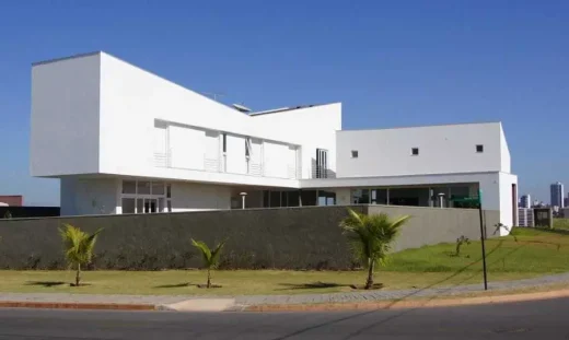 Cuiabá House, Modern Brazil property