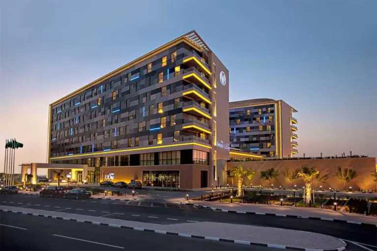 Oryx Rotana Hotel Doha, Qatar Building - e-architect