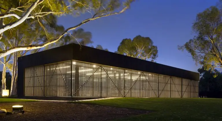 Beresford Wines Cellar Door & Tasting Pavilion - e-architect