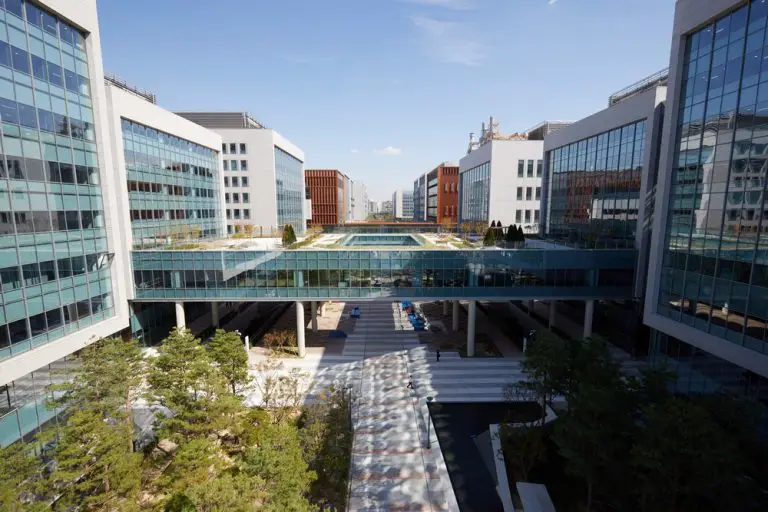 LG Science Park in Seoul, Korea by HOK - e-architect