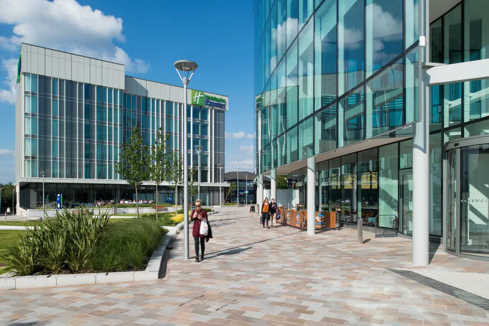 Stockport Exchange Phase Two Building - e-architect