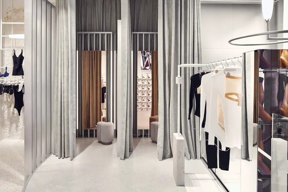 Wolford Flagship Store Amsterdam Retail e architect