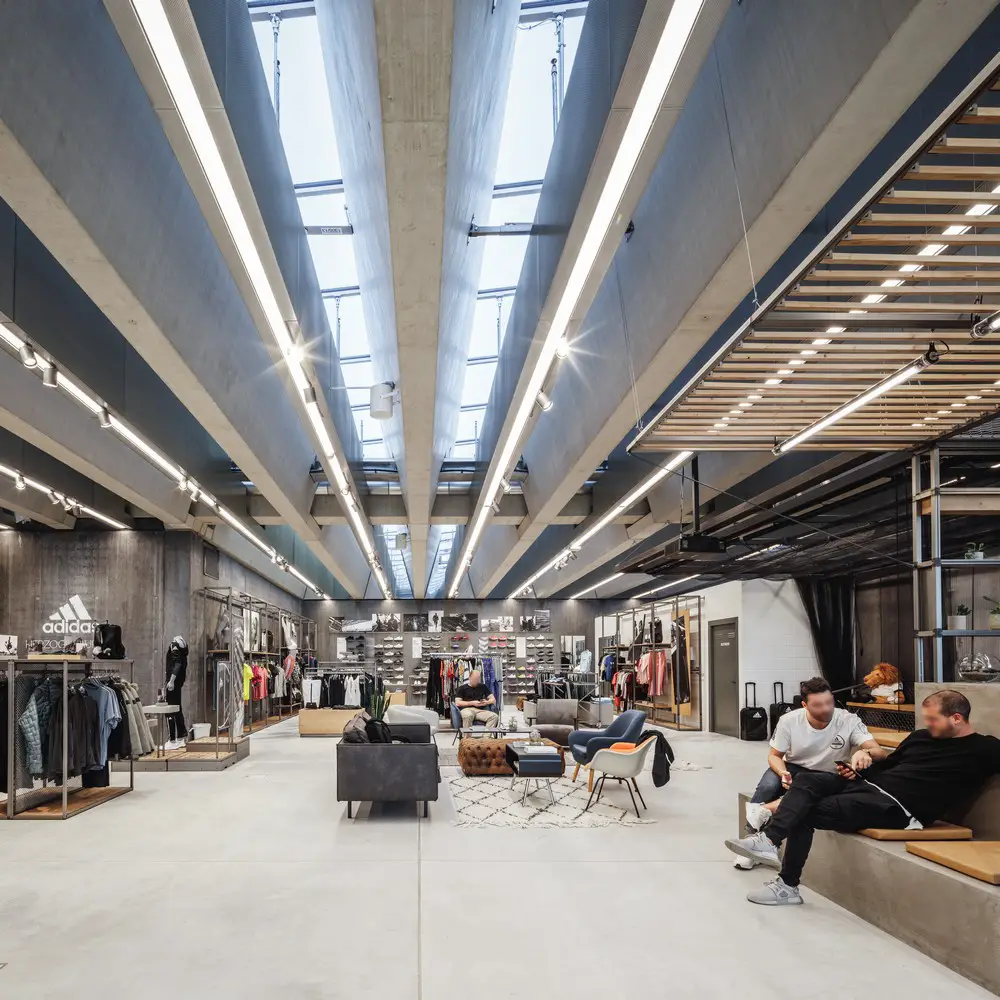 dólar estadounidense necesidad Ponte de pie en su lugar Adidas Headquarters in Herzogenaurach: Cobe - e-architect