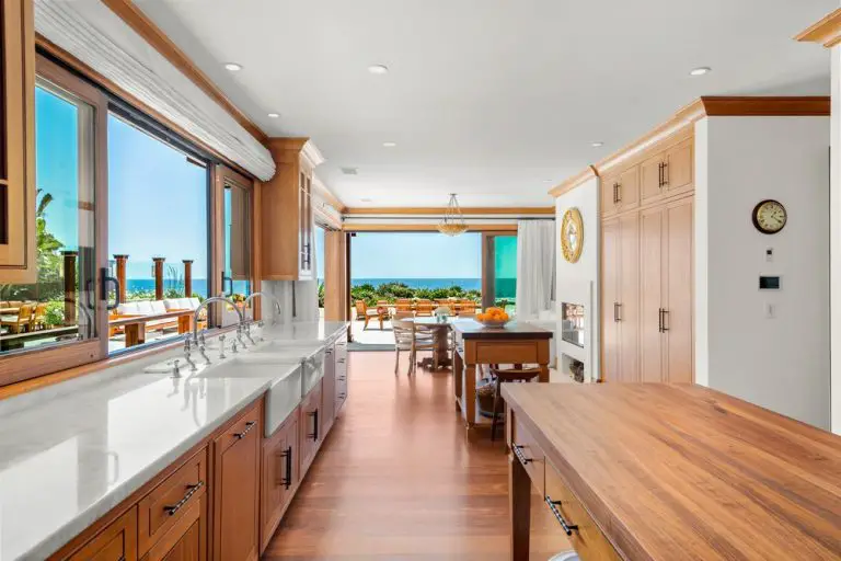 Pierce Brosnan's House, Malibu Beach property - e-architect