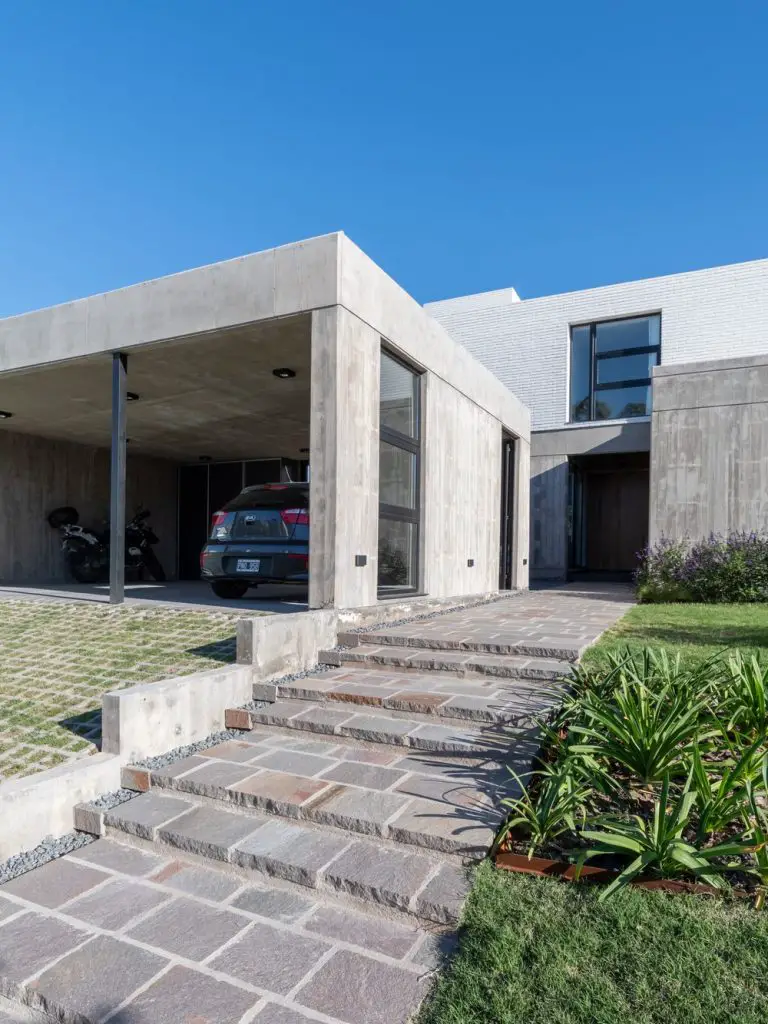 LOP House, Santina Norte Córdoba - e-architect