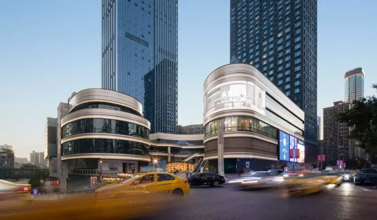 Chongqing Guanyinqiao Sincere Centre Phase II - e-architect