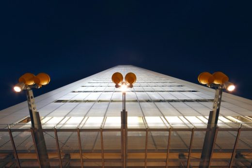 The New York Times Building facade lighting design