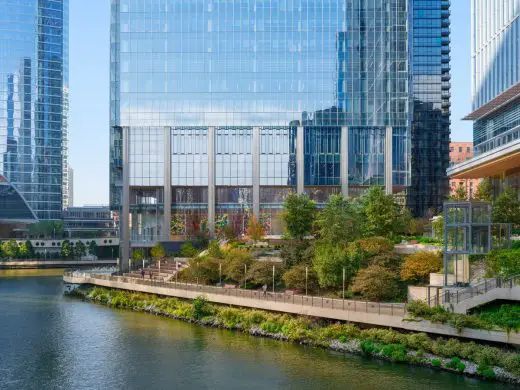 Salesforce Tower Chicago office building