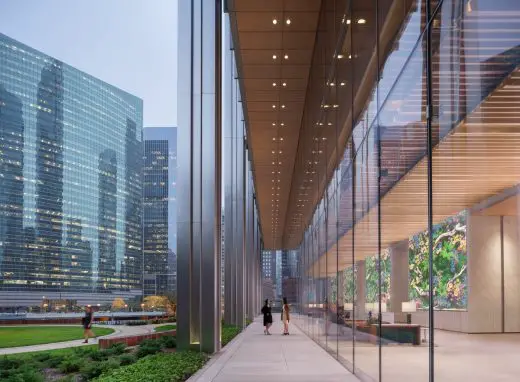 Salesforce Tower Chicago office building