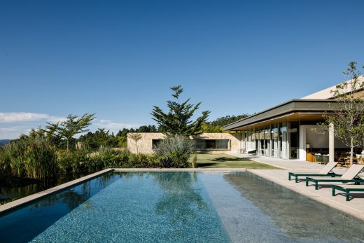 Fazenda da Grama Residence, São Paulo, Brazil 