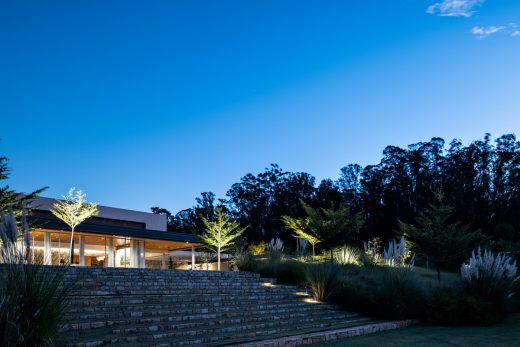 Fazenda da Grama Residence, São Paulo,