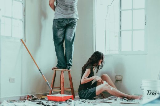 Signs your living space needs maintenance job