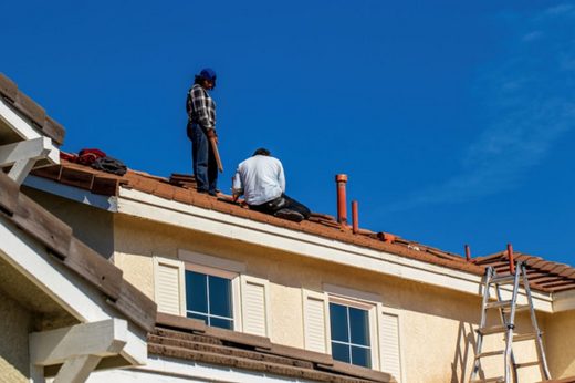 Before hiring a roofing company