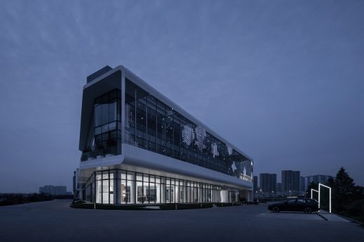 BMW Foshan Baochuang Center Guangdong