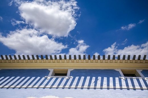 Architectural benefits of choosing metal roofing