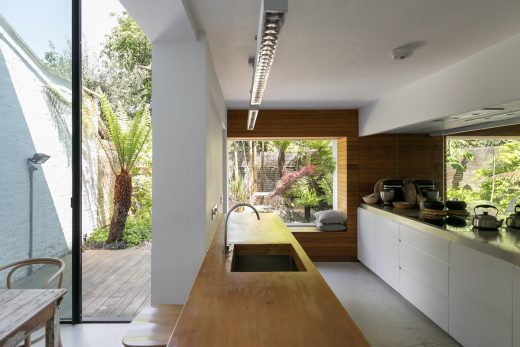 Rectilinear Intersect House London property