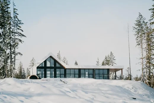 Modern Kootenay Ski Chalet Canada