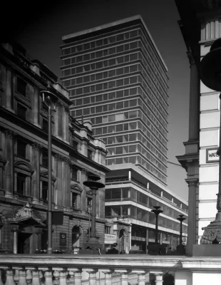 New Zealand House building in London, UK