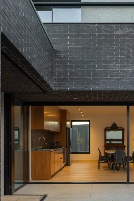 LBlack House Matosinhos