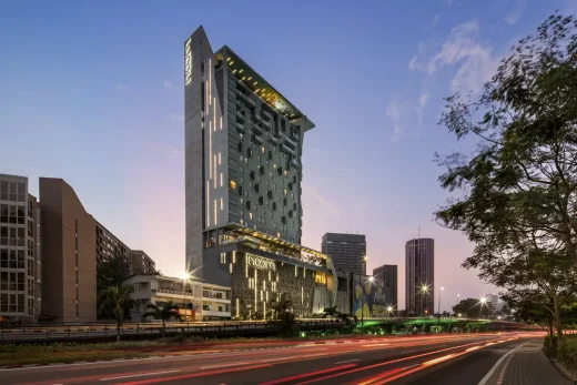 Noom Hotel Abidjan Plateau Ivory Coast Building